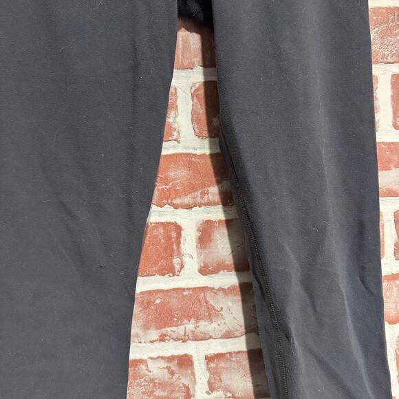 Lululemon Women’s Wunder Under Reversible Crop Leggings Black Gray Size 6 | GUC - Picture 9 of 9